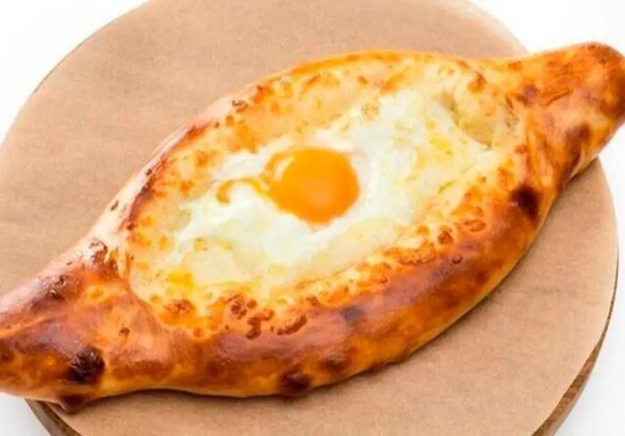 Хачапури по-аджарски