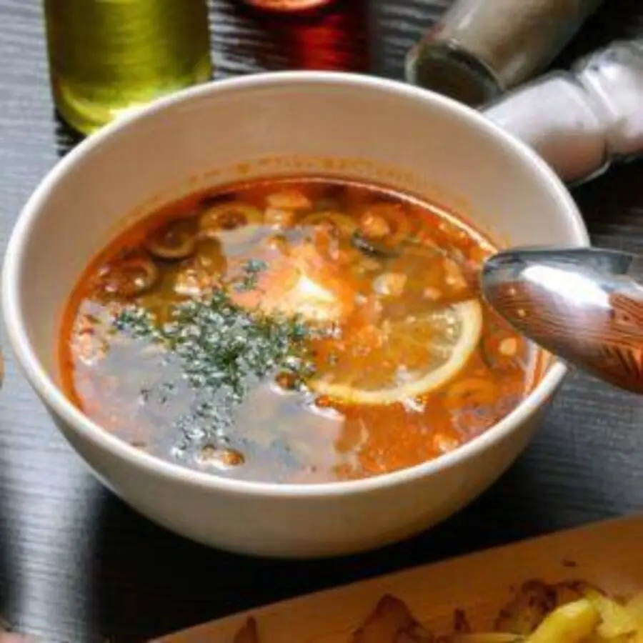 Солянка мясная