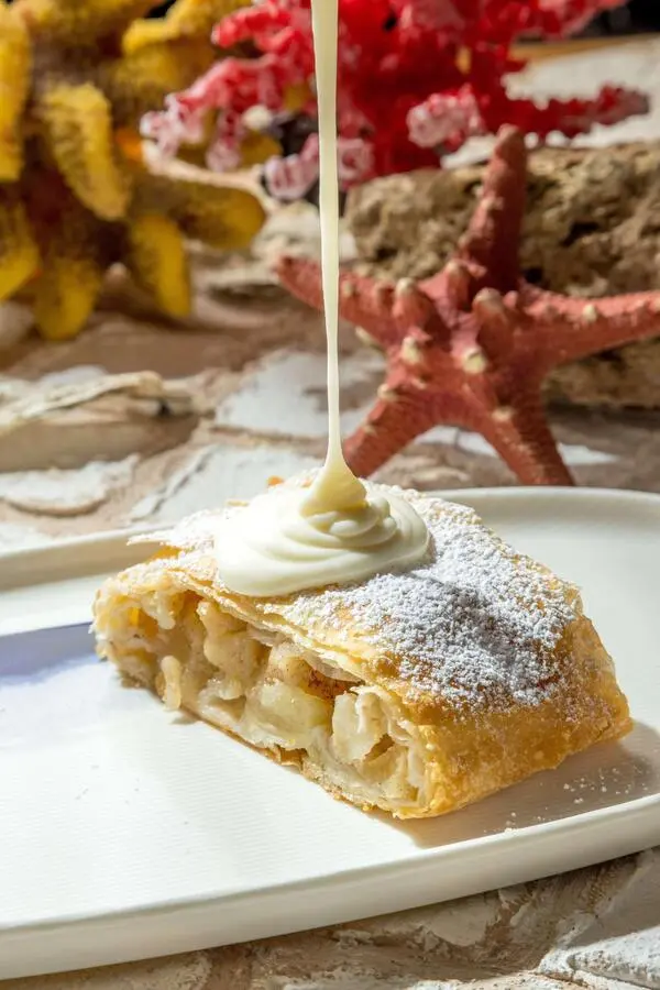 Штрудель яблочный