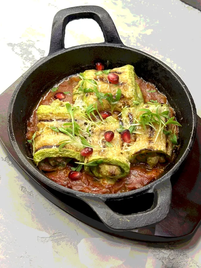 Кабачки, запеч. с вешанками и курочкой
