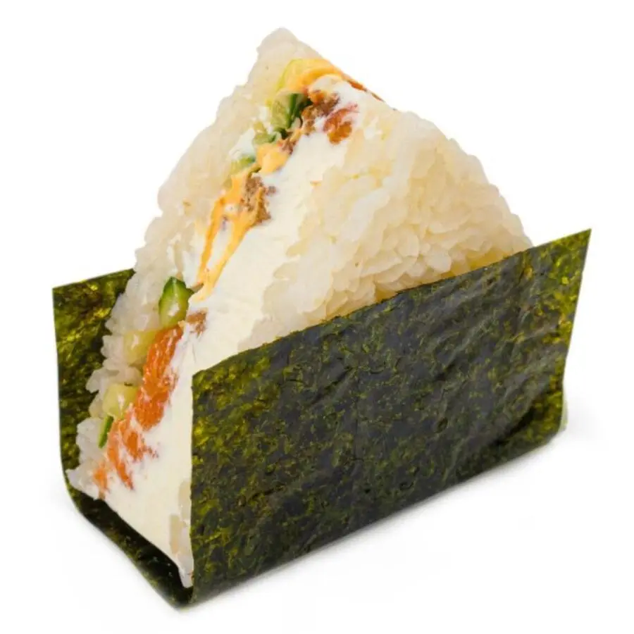 Онигири с лососем терияки