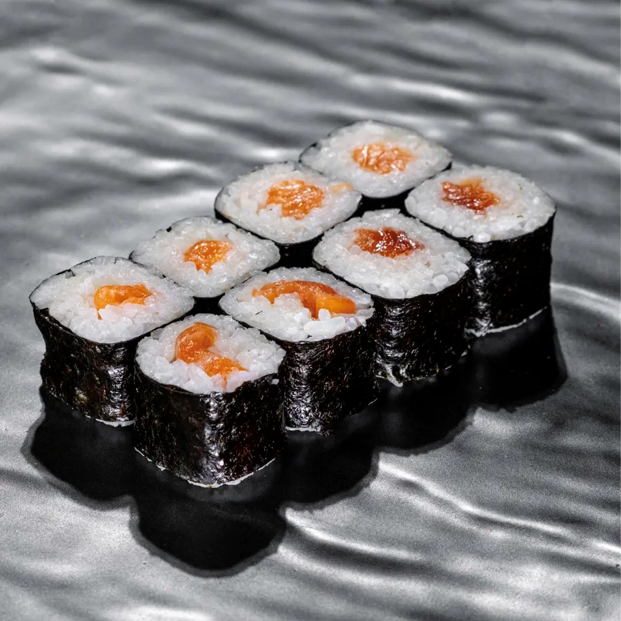 Сяке маки ролл