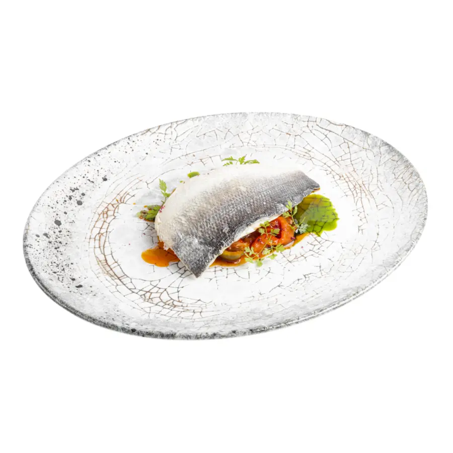 Сибас с перцем и оливками