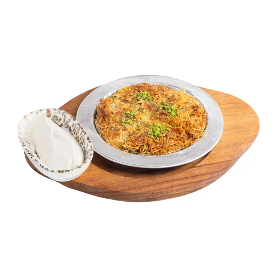 Кюнефе с фисташками со сливками 