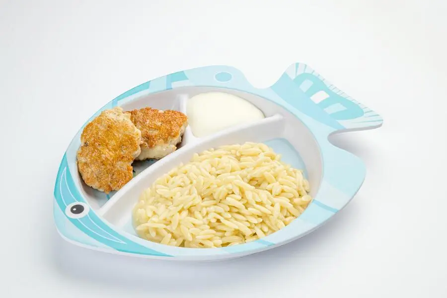 Куриные котлетки с сыром и ризони