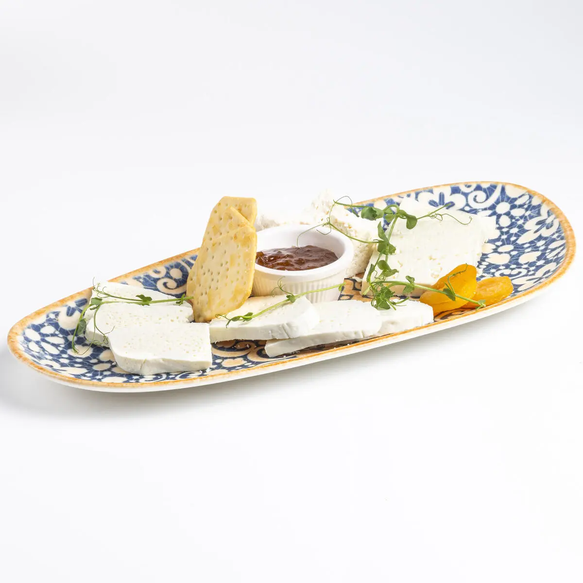 Ассорти из кавказских сыров