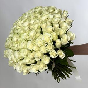 Букет цветов из 101 белой розы Кения