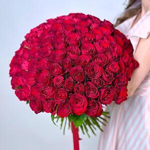 Букет цветов из 101 красной розы Кения