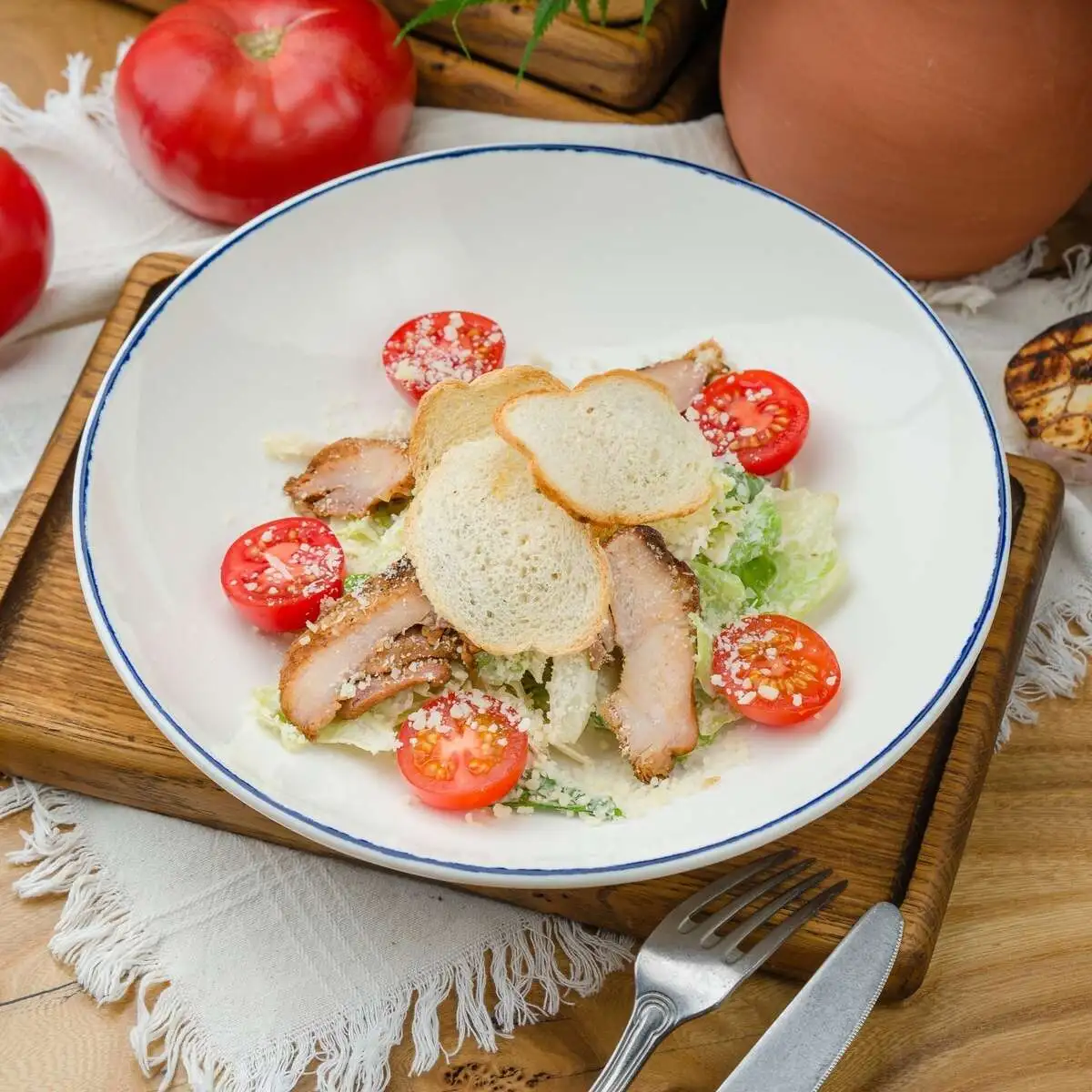 Цезарь с курицей
