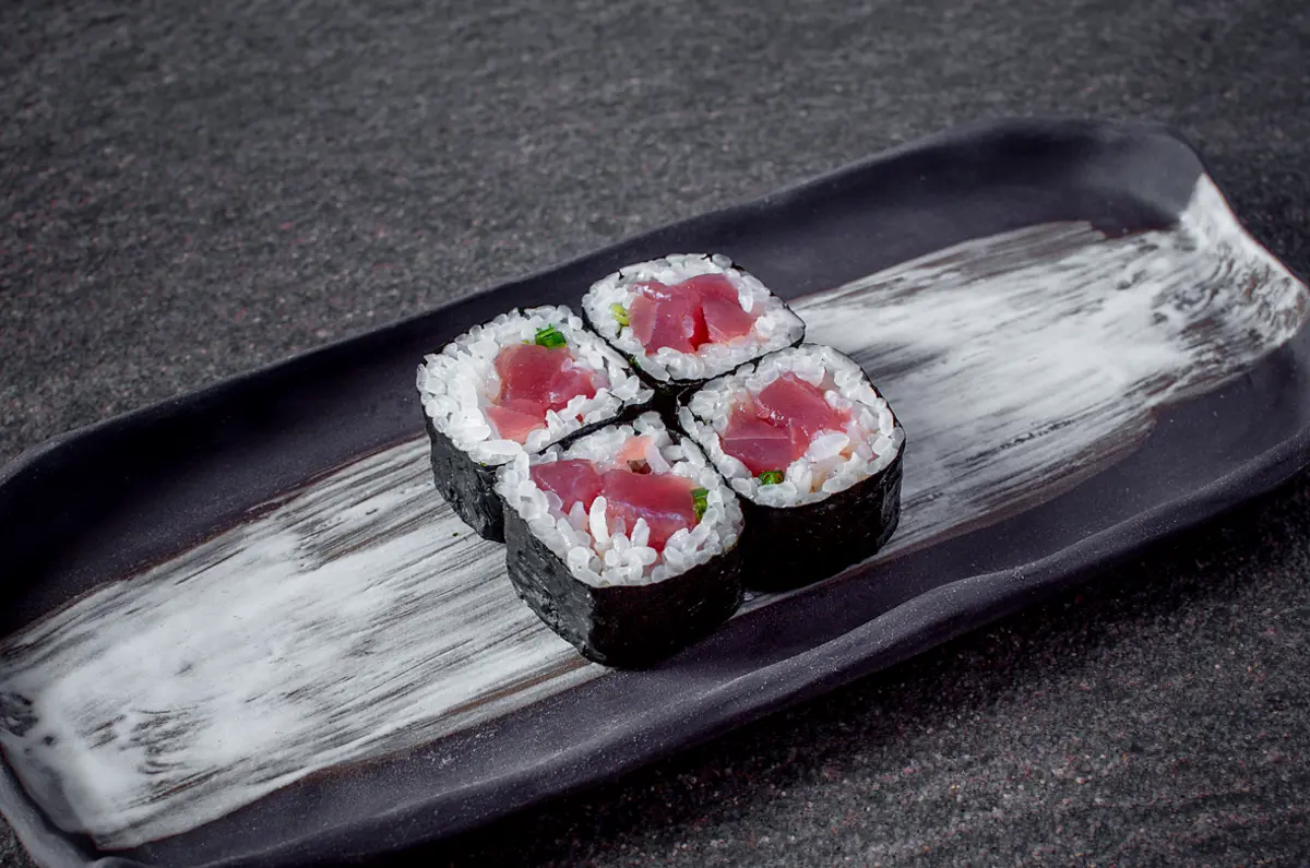 Maki Tuna