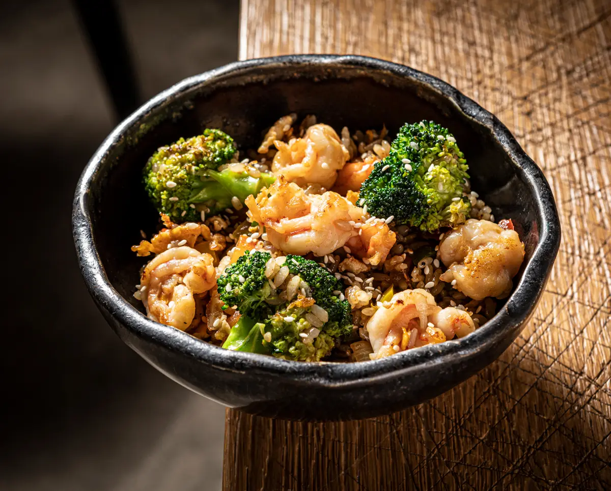 Rice with egg, shrimp and vegetables