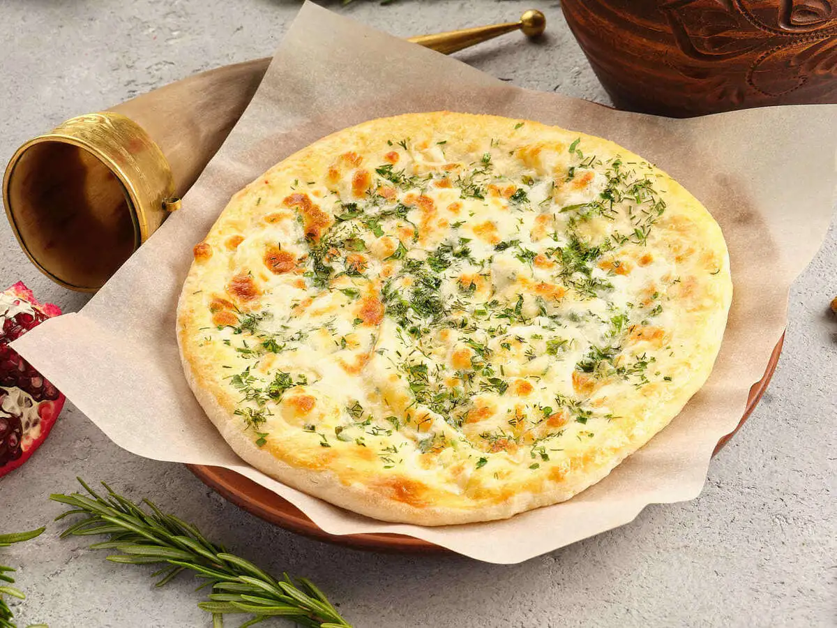 Хачапури по-имеретински