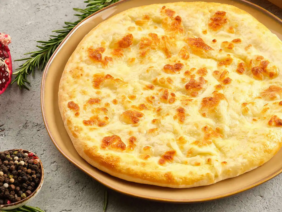 Хачапури по-мегрельски