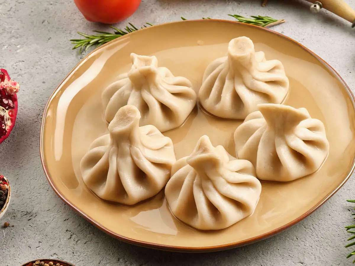 Хинкали с сыром и грибами 1 шт