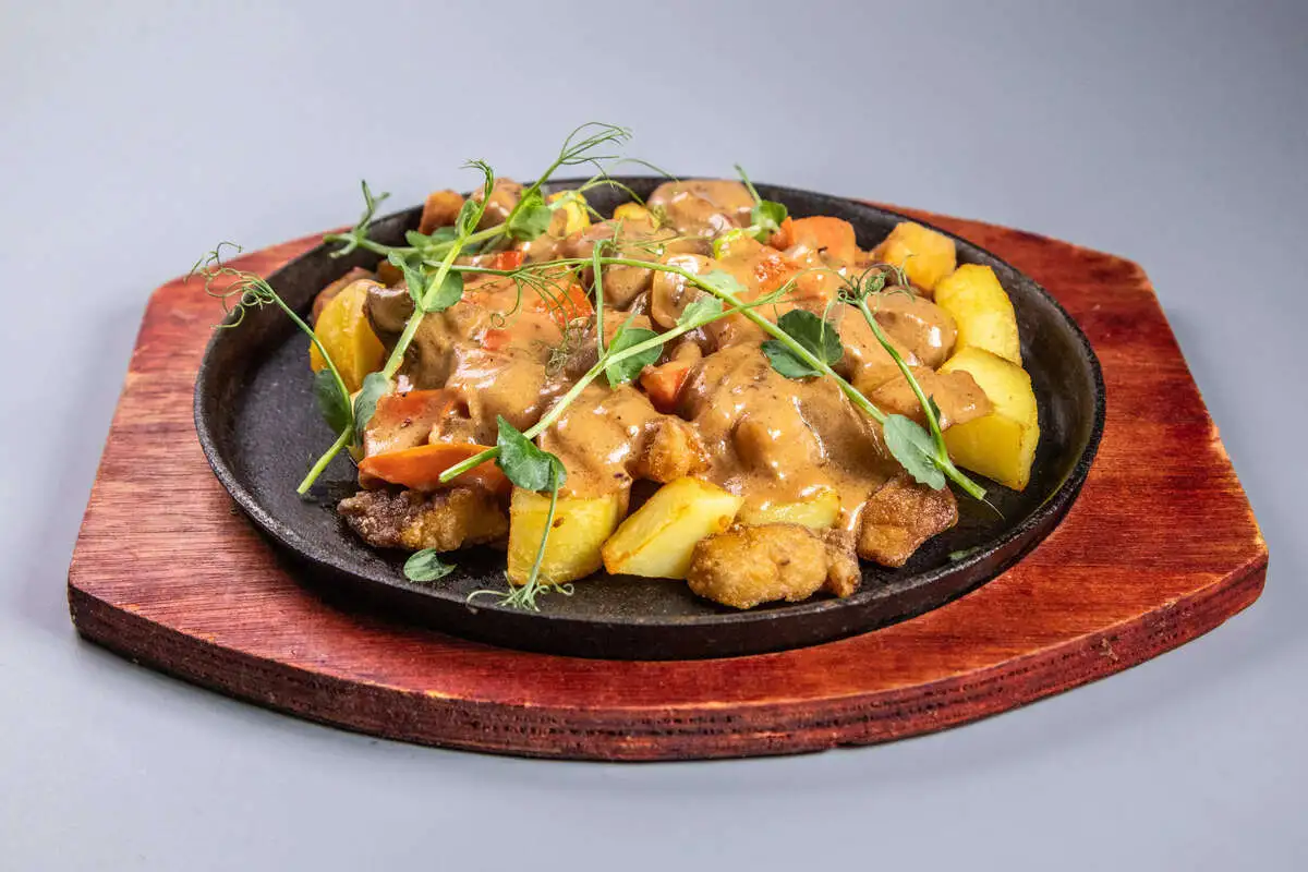 Сковорода со свининой 380г