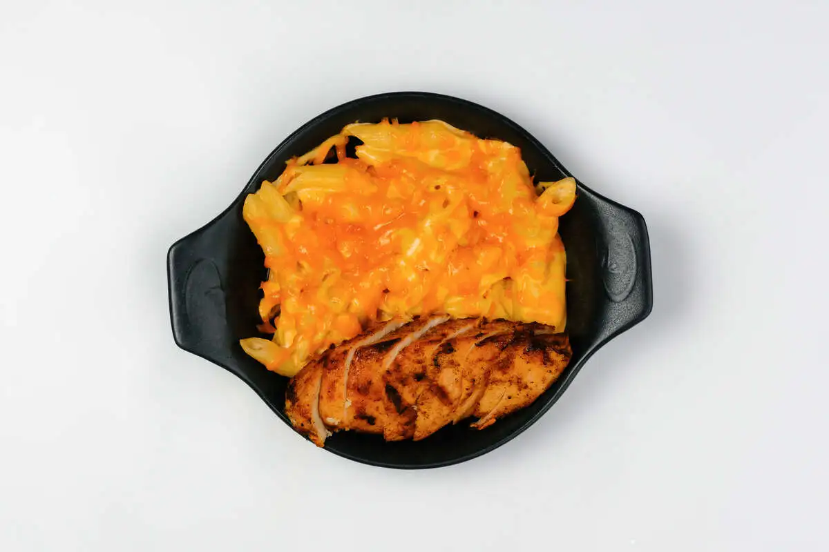 ПАСТА MAC & CHEESE с цыпленком