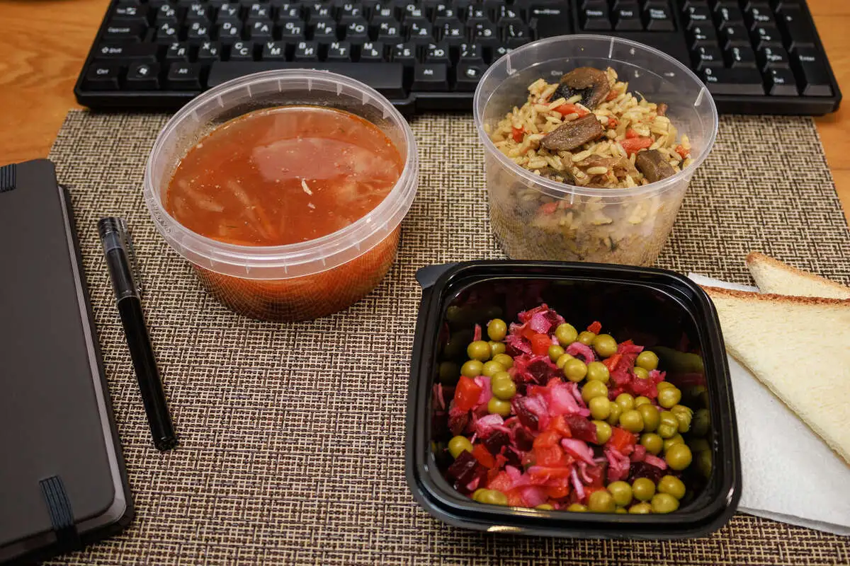 3 Гурман комбо: Винегрет, Щи с фасолью постные, Плов с грибами