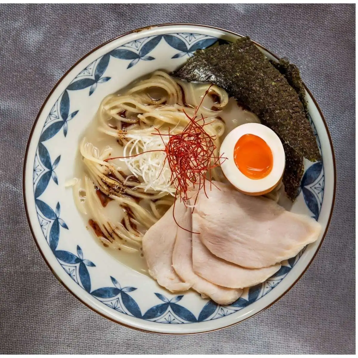 Тори пайтан рамен