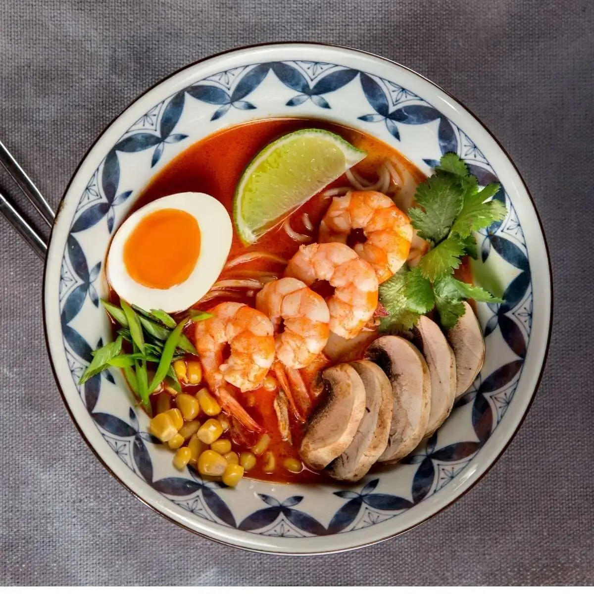 Том ям рамен