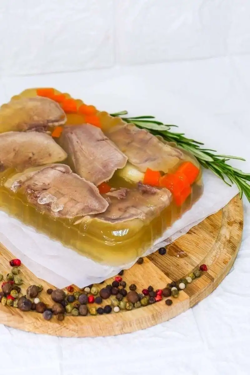 Заливное из языка