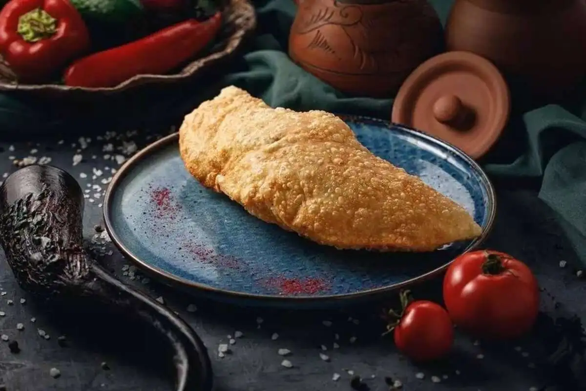 Чебурек с бараниной