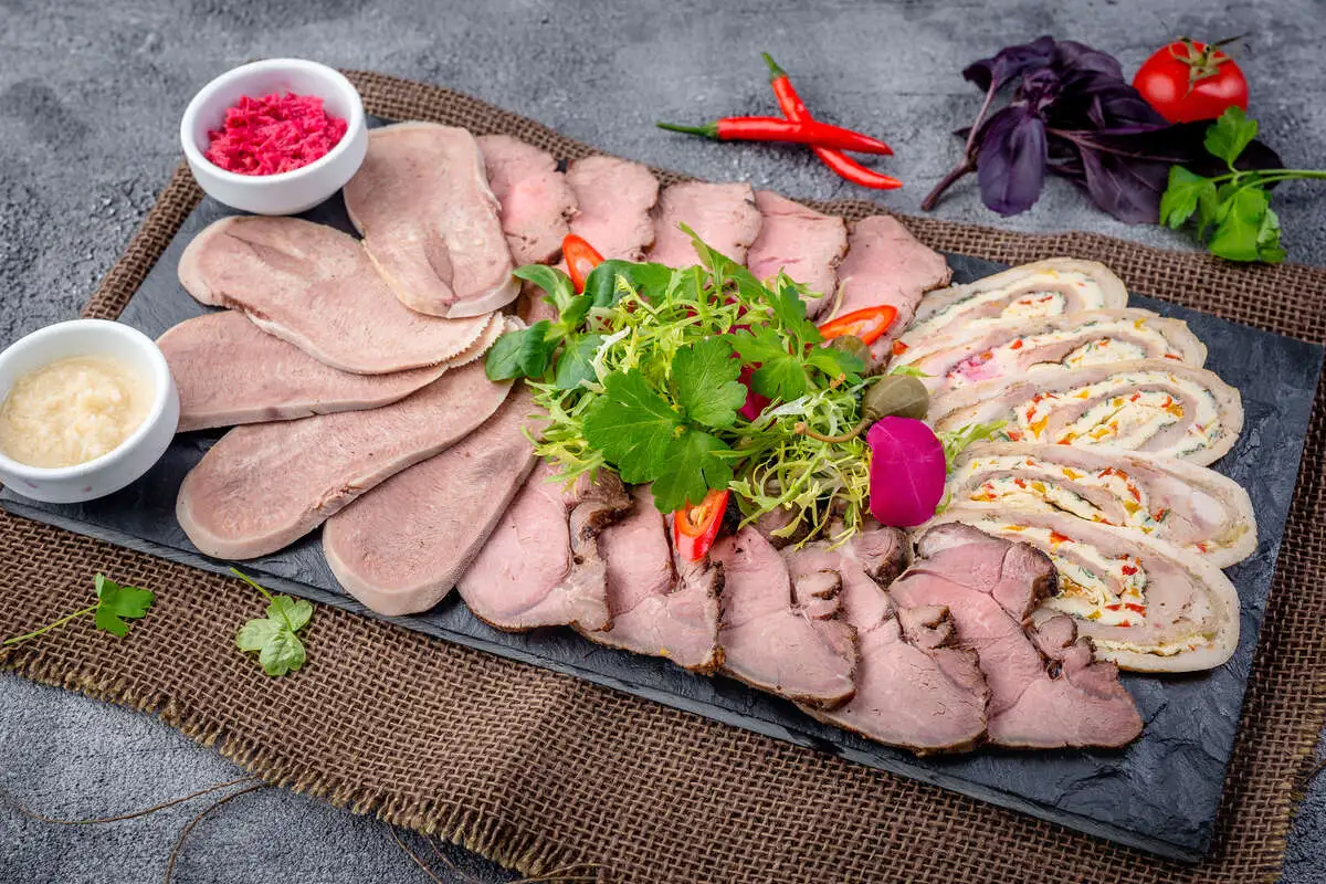 Мясное ассорти