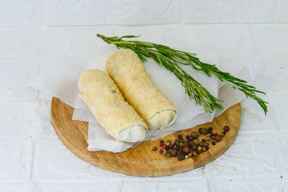 Штрудель с курицей и грибами