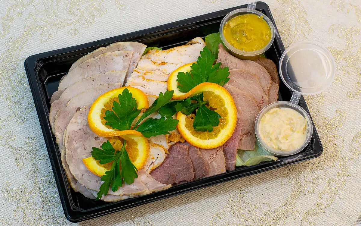 Ассорти мясное