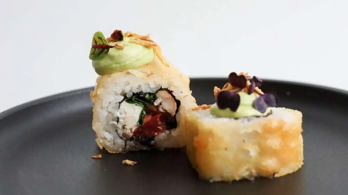 Ролл горячая курочка 