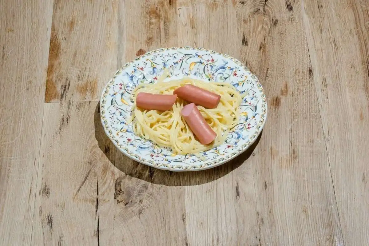 Лингвини с сосиской 