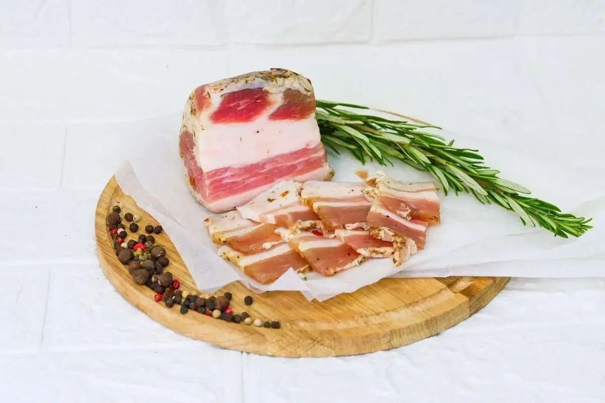 Грудинка солёная  соб.произв.