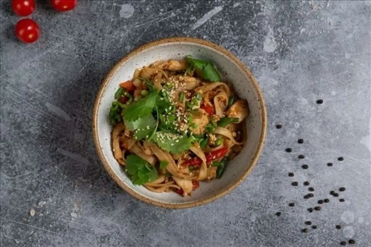 Удон с курицей