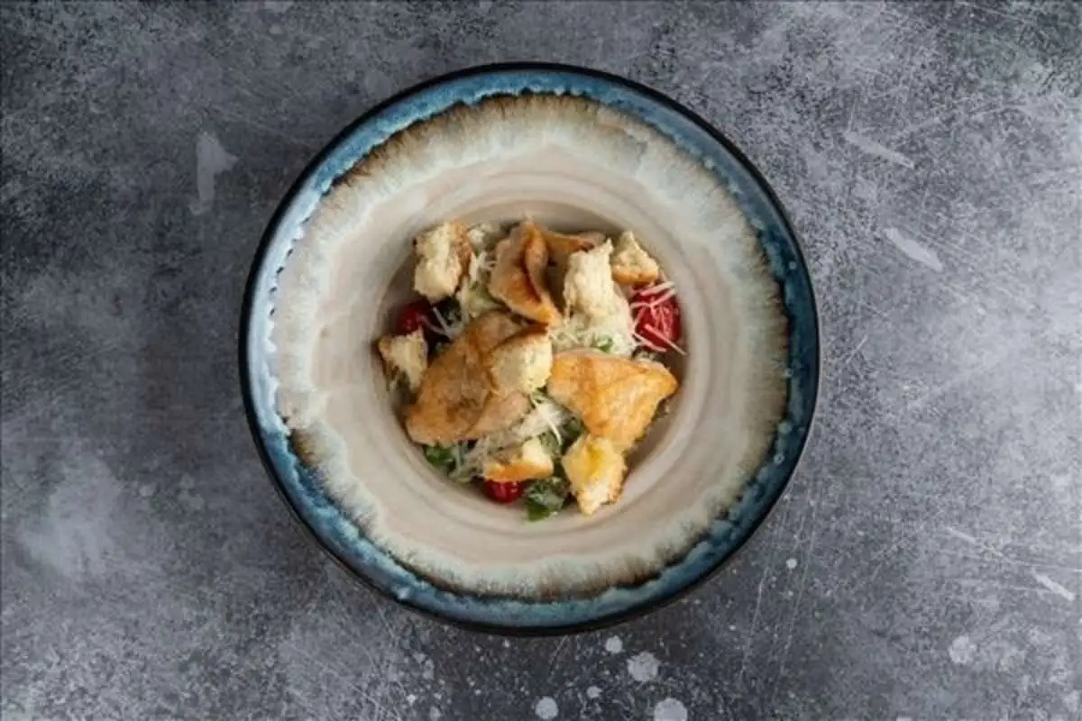 Цезарь с курицей