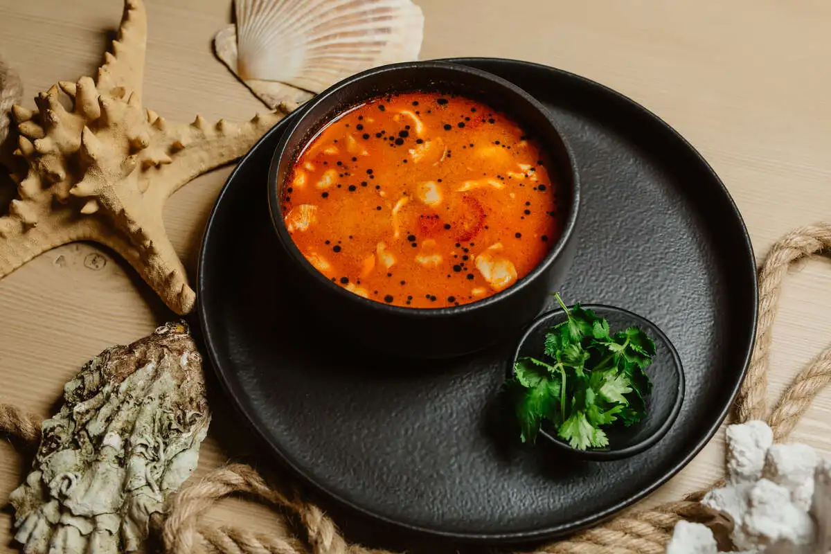 Том Ям с морепродуктами