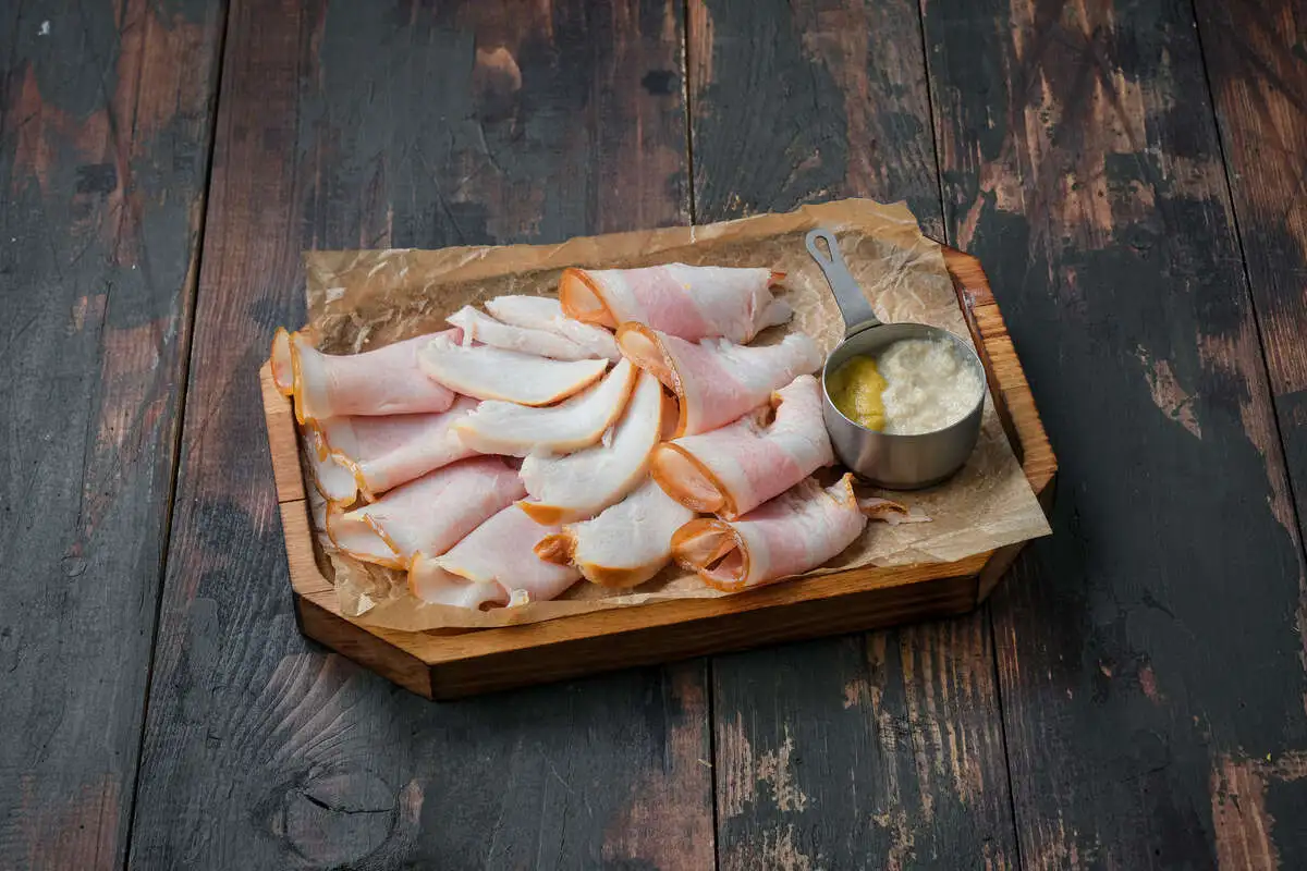 Мясная тарелка
