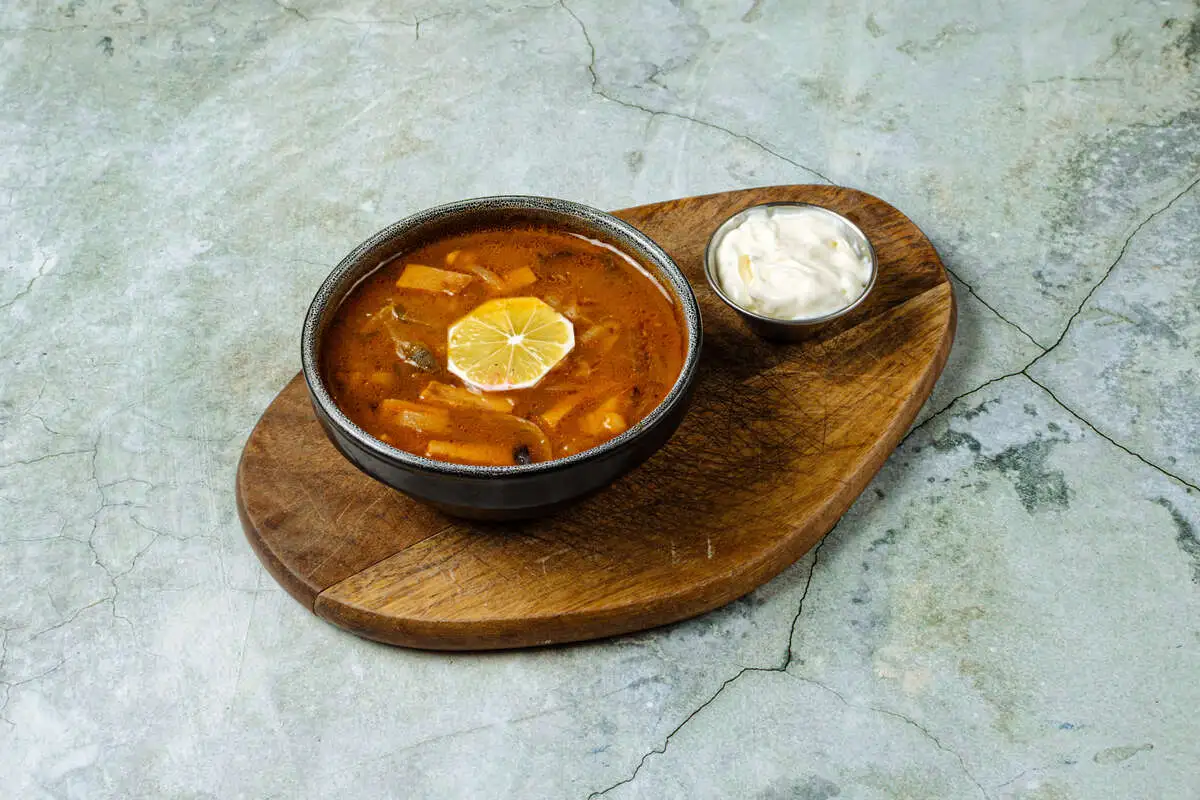 Солянка мясная