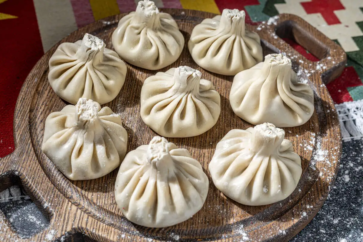 Хинкали с курицей и копченным сулугуни замороженные