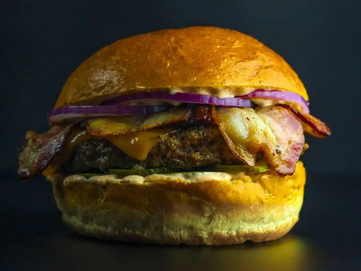 Чизбургер с беконом XL