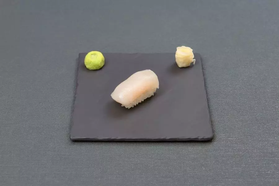 Суши Хотатэ