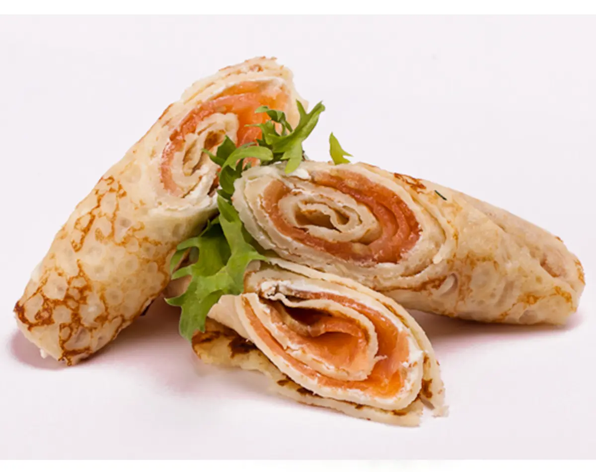  Блины с слабосоленой семгой 