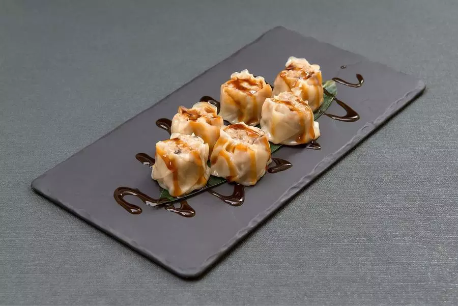 Гедза с креветками на пару