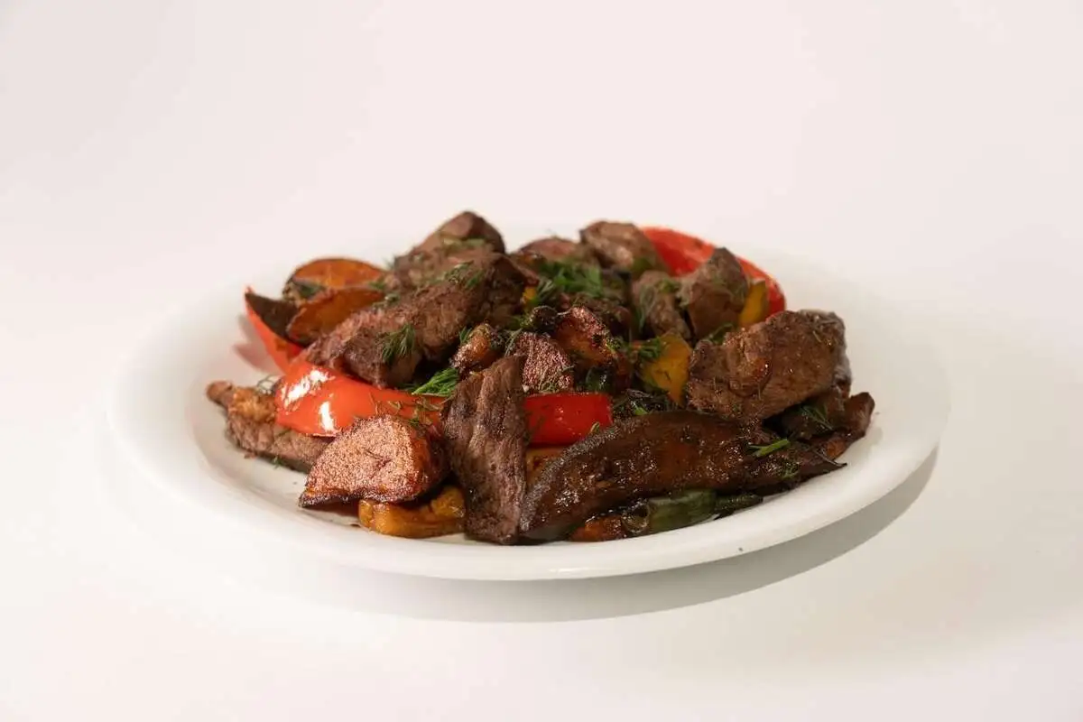 Жаркое с говядиной