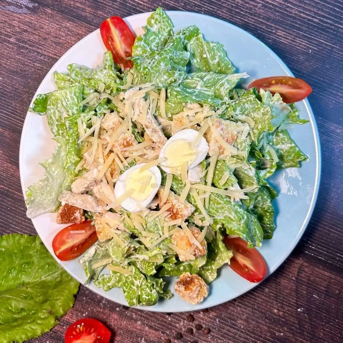 Цезарь салат с курицей