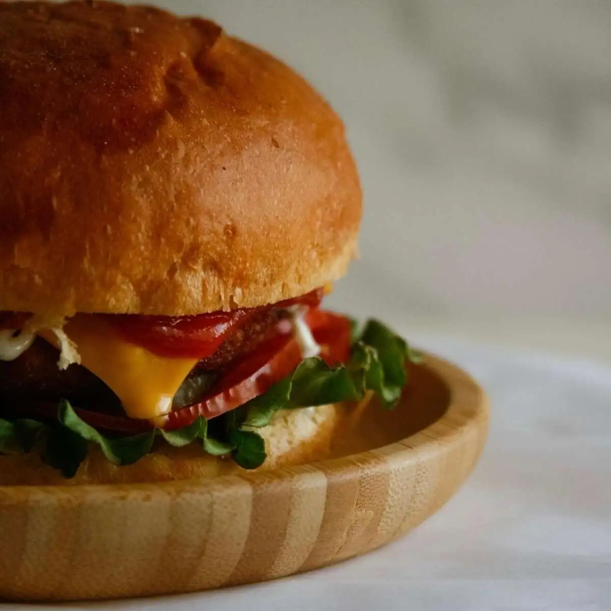 Бургер куриный с халапенью