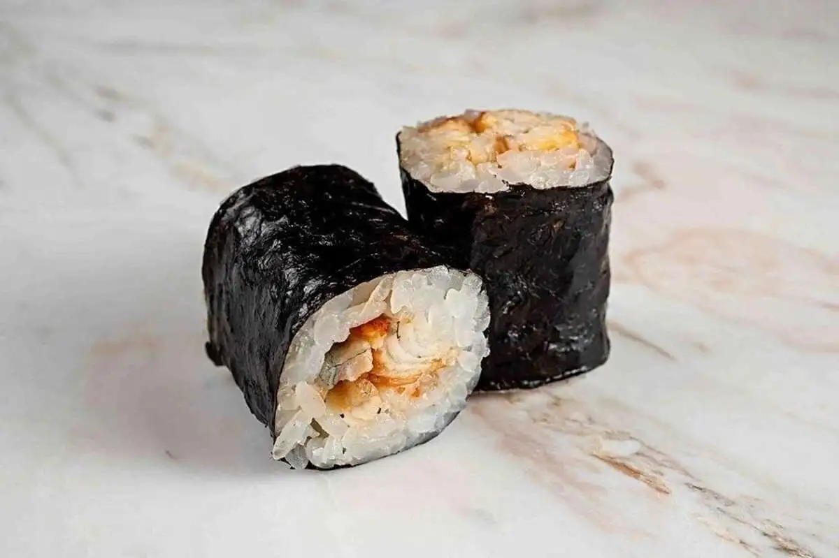 Нори маки с угрем