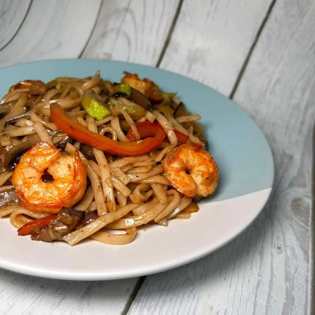 Удон с креветками