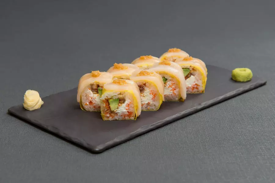 Ролл с гребешком 