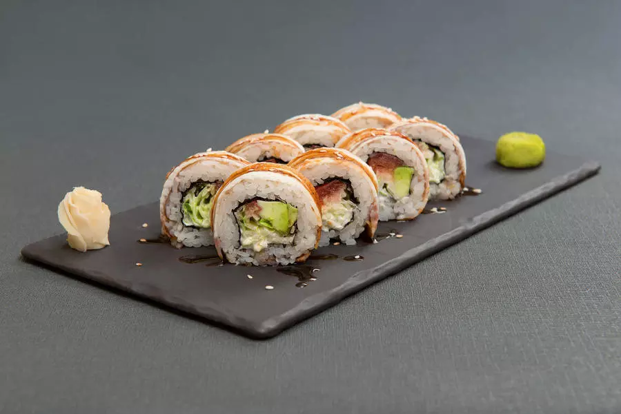 Ролл Унаги Бигаку 