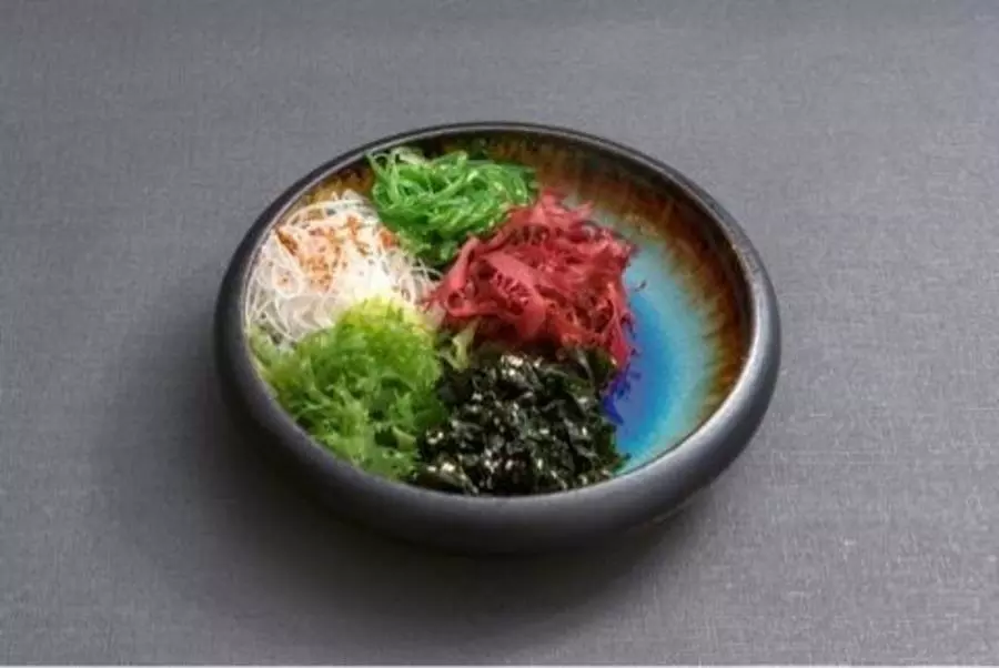 Салат из морских водорослей