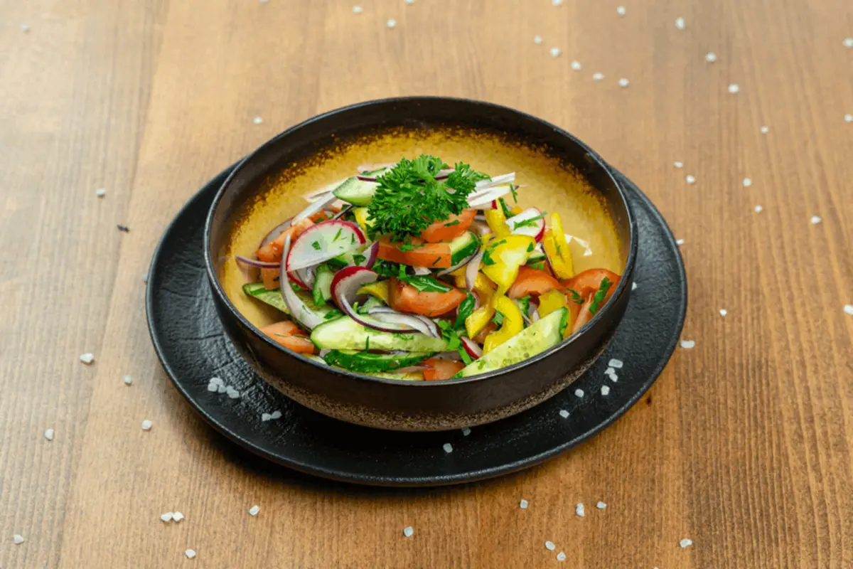  Овощной салат с душистым маслом 